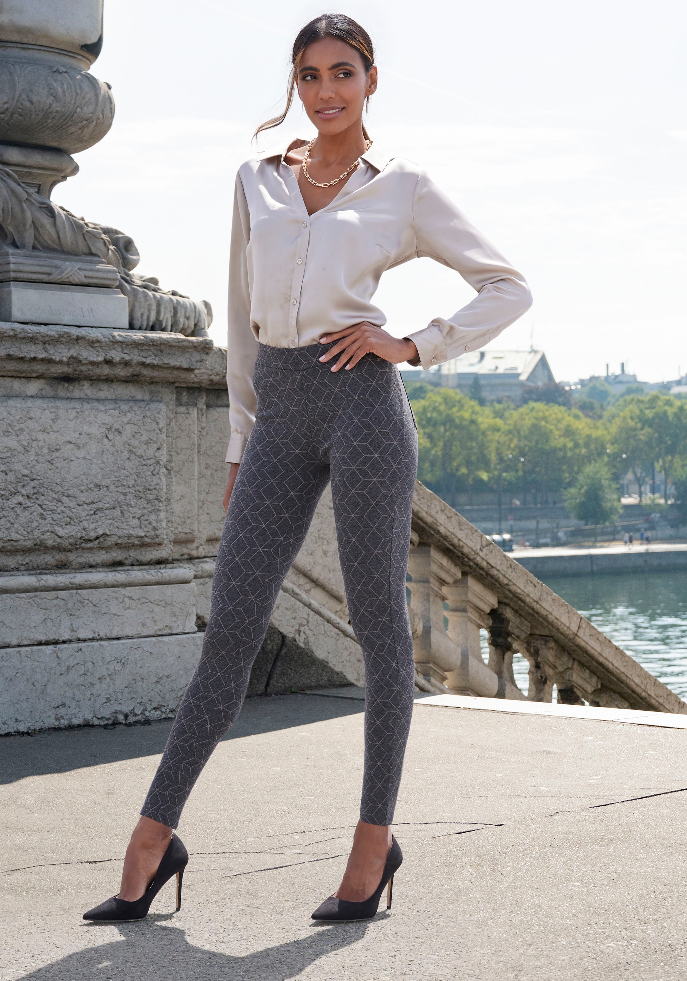 LASCANA Leggings  mit Ajourstrickmuster