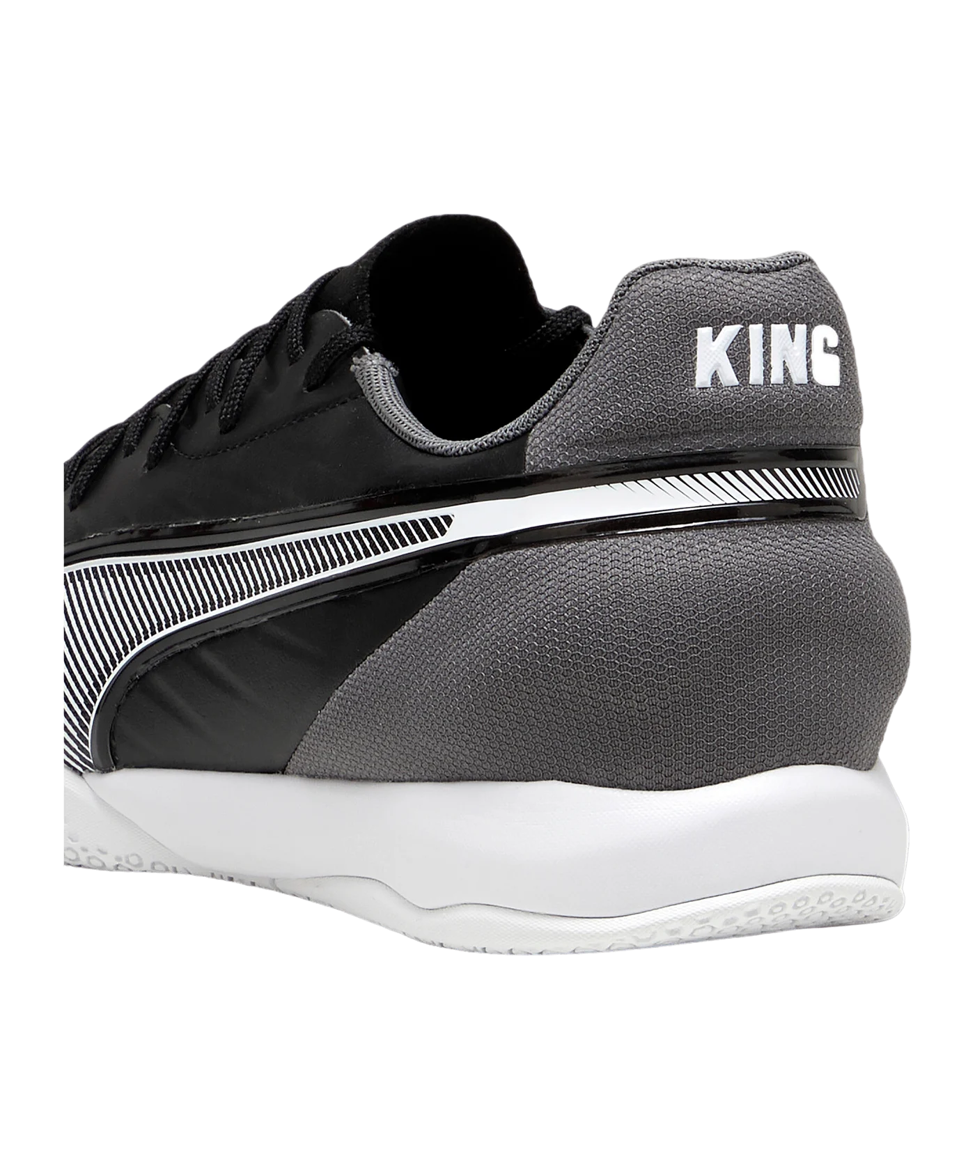 PUMA KING Match IN Eclipse Schwarz Weiss F01