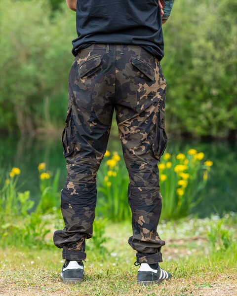 Pantalon de Pêche Korda Original Kombats Dark Kamo