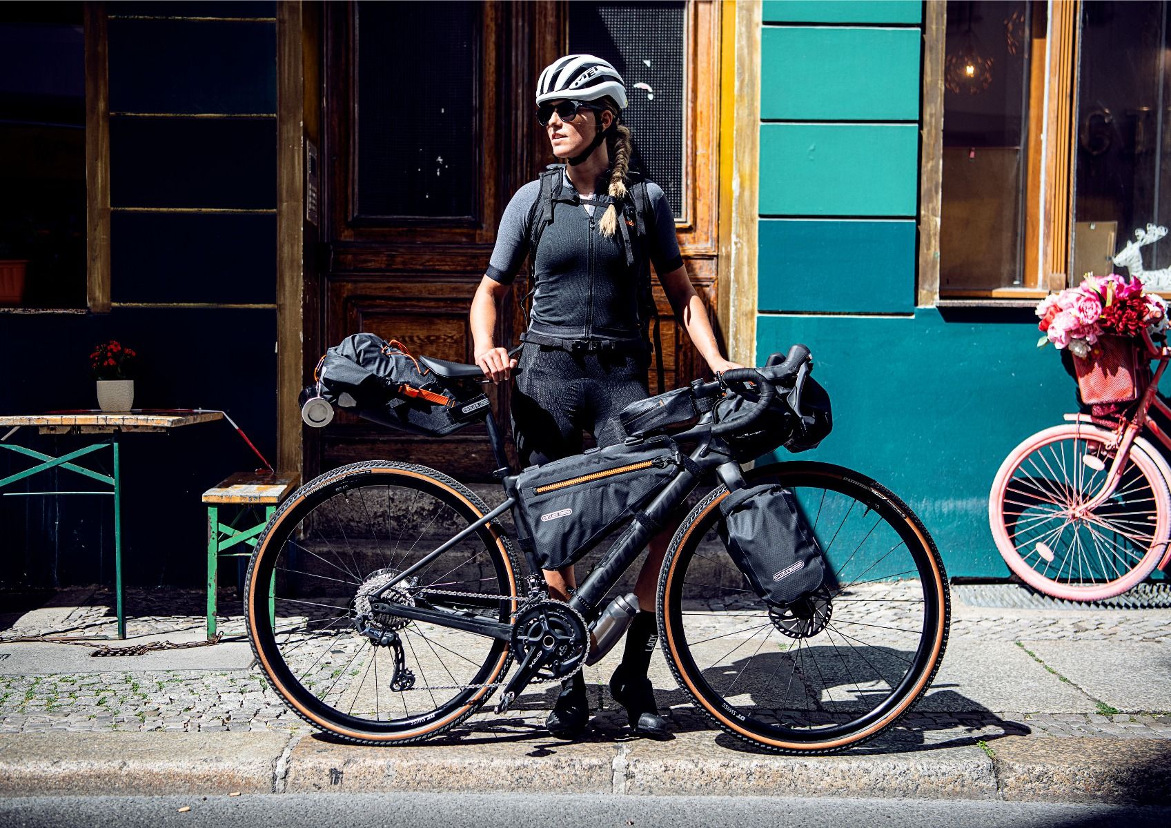 Frame-Pack Matte Black