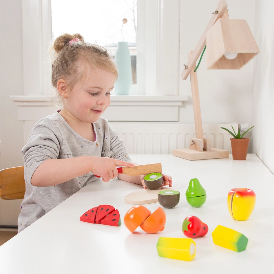 New Classic Toys Früchte schneiden bunt