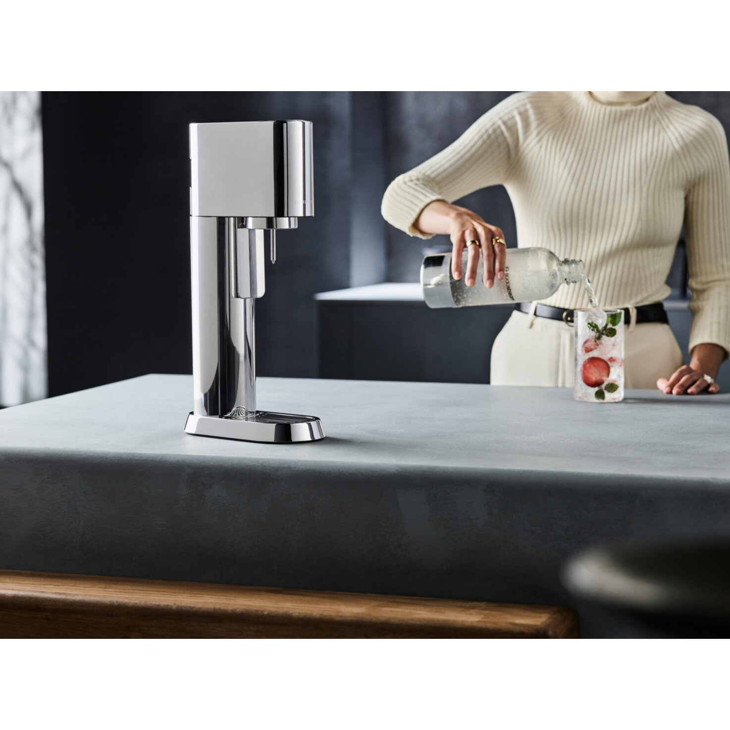 SodaStream Enso inkl. Flasche & Zylinder Edelstahl