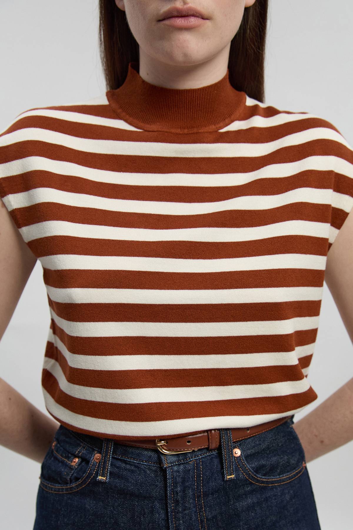 KarenMillen Débardeur Tricoté à Rayures Col Montant en Mélange de Viscose