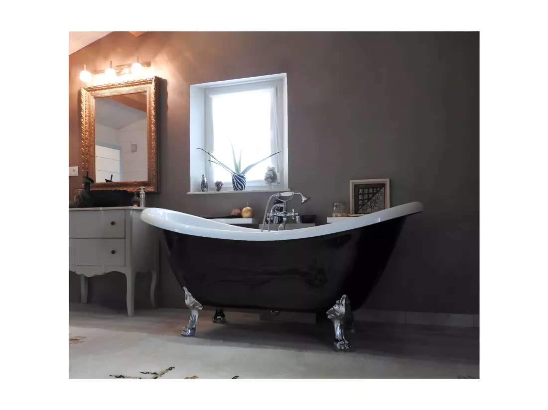 Baignoire ancienne rétro sur pieds DARLINGTON Noire 175 cm Pieds de Lion Cuivre rouge vieilli