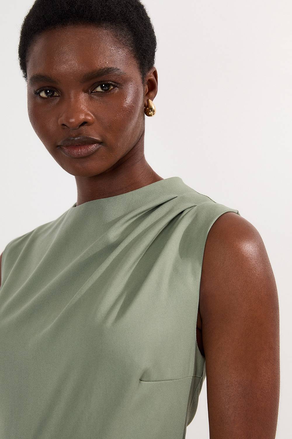 KarenMillen Robe midi asymétrique à corsage drapé ajusté