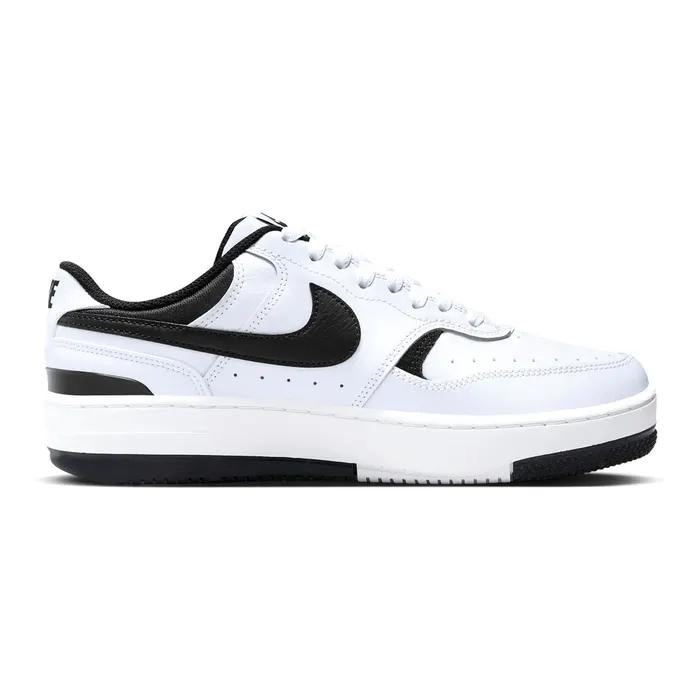 Nike Gamma Force Sneakers Dames