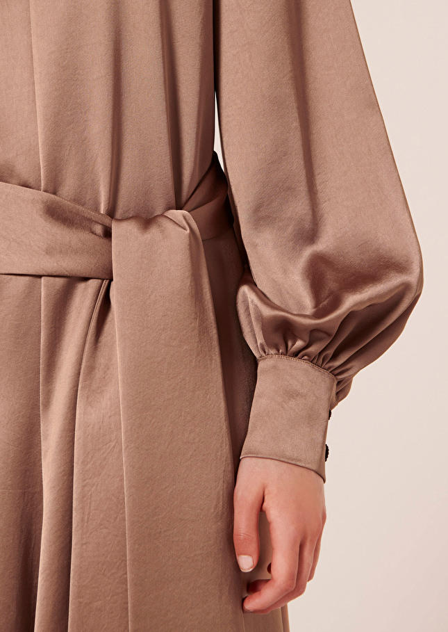 Robe Rosalbamarron en satin fluide