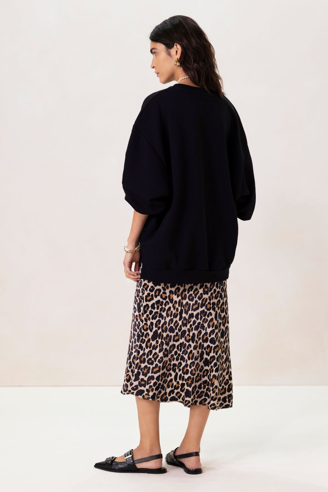 Bruine satijnen rok met leopard print