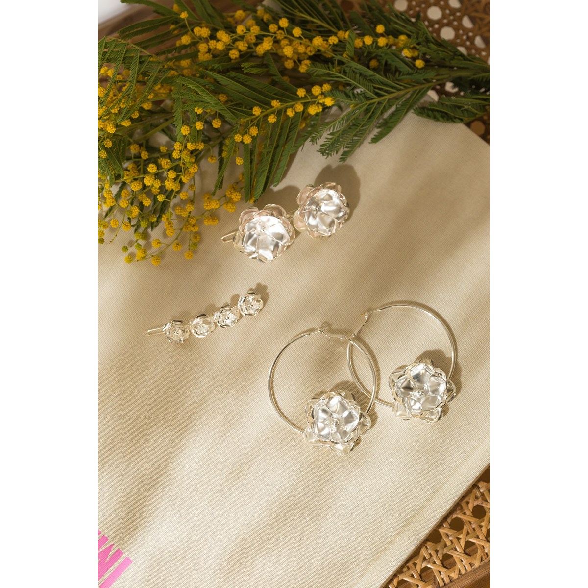 boucles d'oreilles créoles fleurs plaqué argent - AGLAÉ
