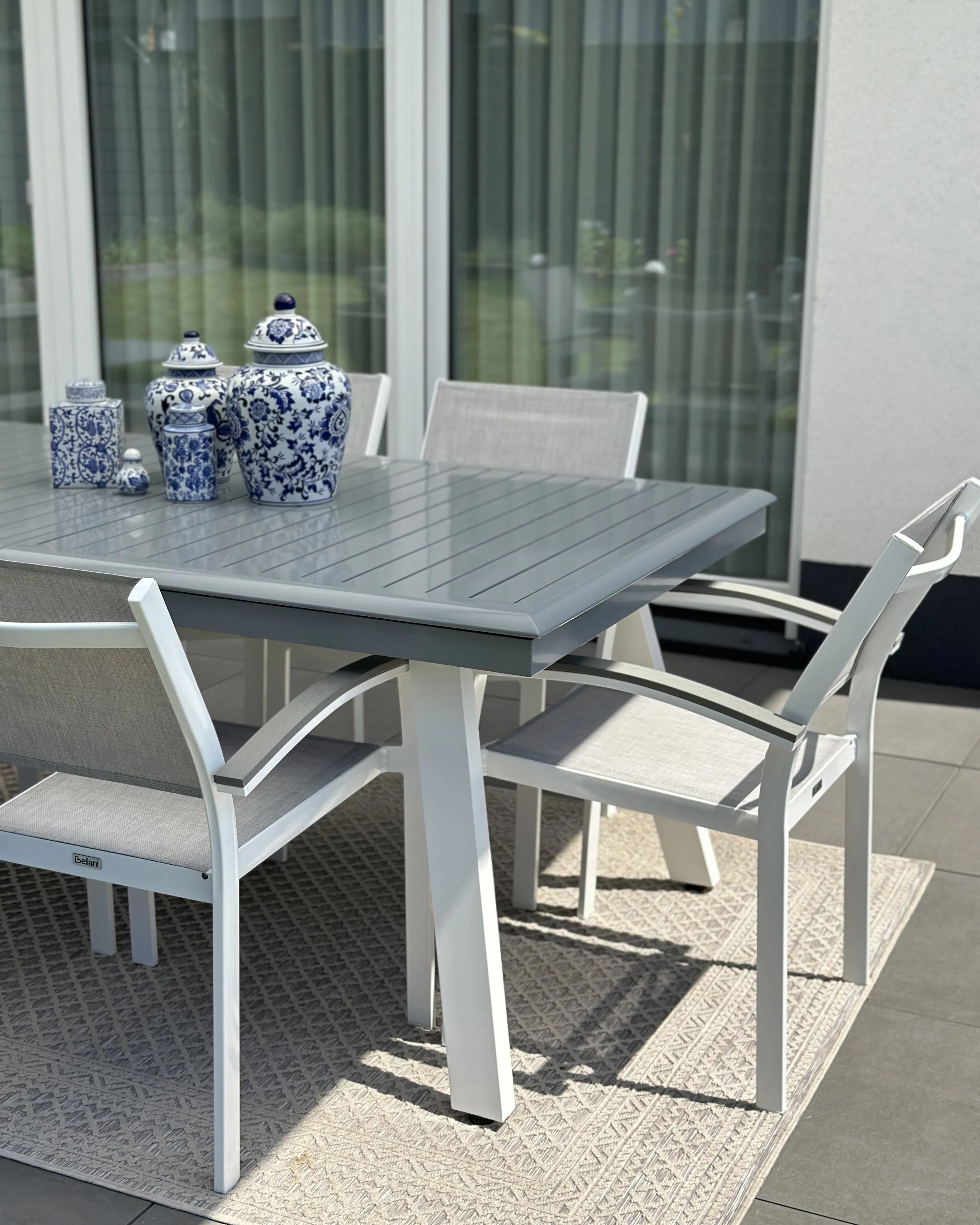 Uitschuifbare tuintafel PERETA 175/255 cm 100 cm Metaal Lichtgrijs