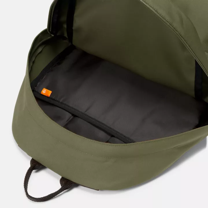 Mochila Timberland Core unissex na cor verde-escura.