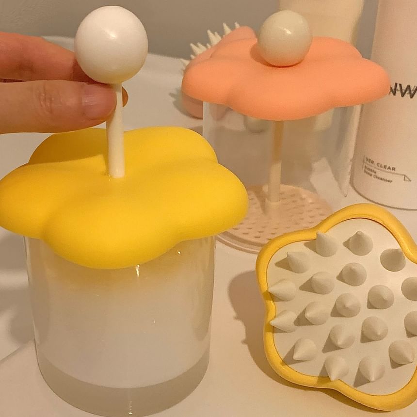 Intimo - Bloemenschuimfles / Hoofdhuidmassager