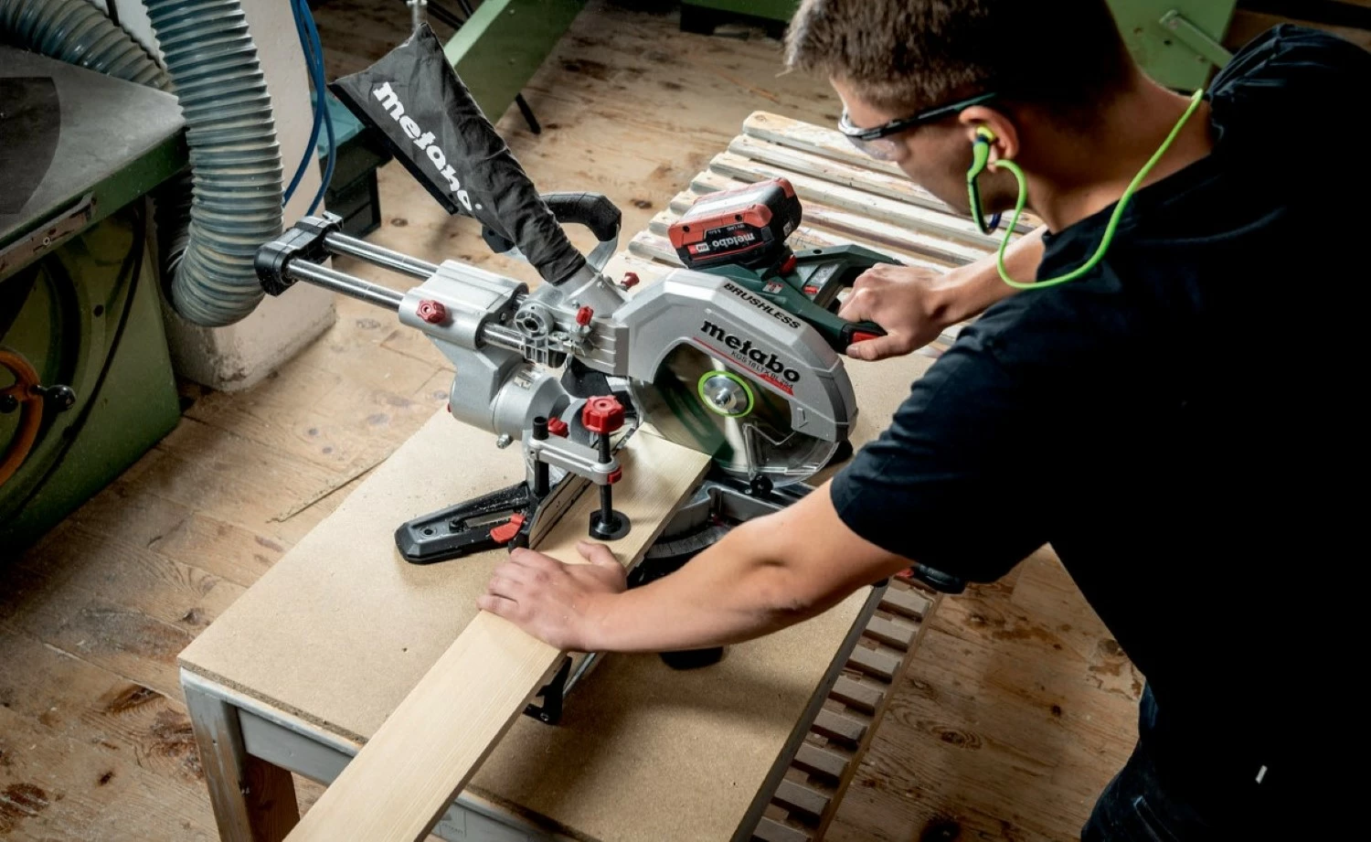 Metabo KGS 18 LTX BL 216 LiHD Accu afkortzaag body - 216 x 30 mm