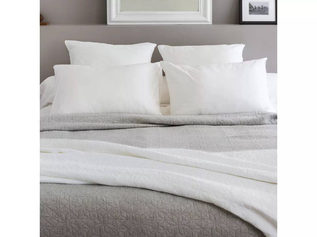 Dessus de lit Jacquard 180x250 cm GUETHARY coton écru ficelle