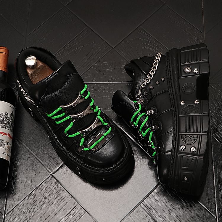 Mr Ozera - Platform Sneakers met Studs en Kettingdetail