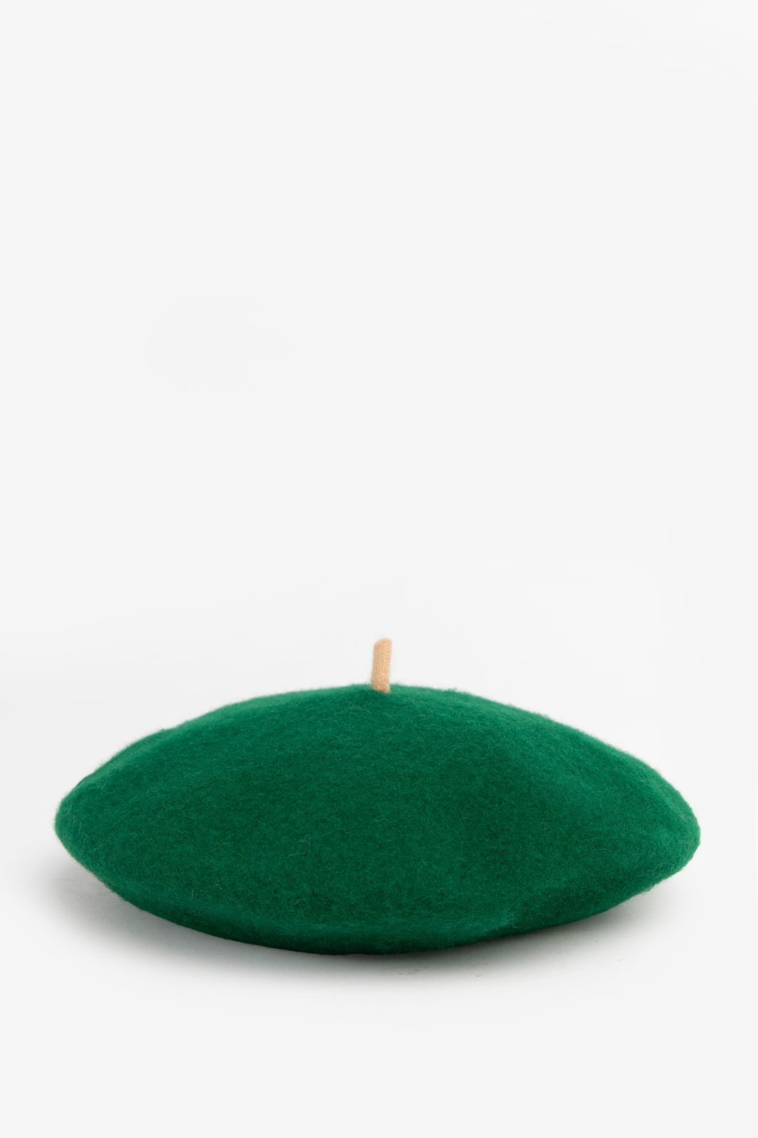 Donkergroene baret met contrasterende rand