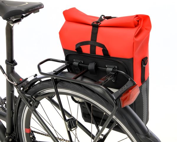 New Looxs Nyborg Single Sidetaske, Red/Black