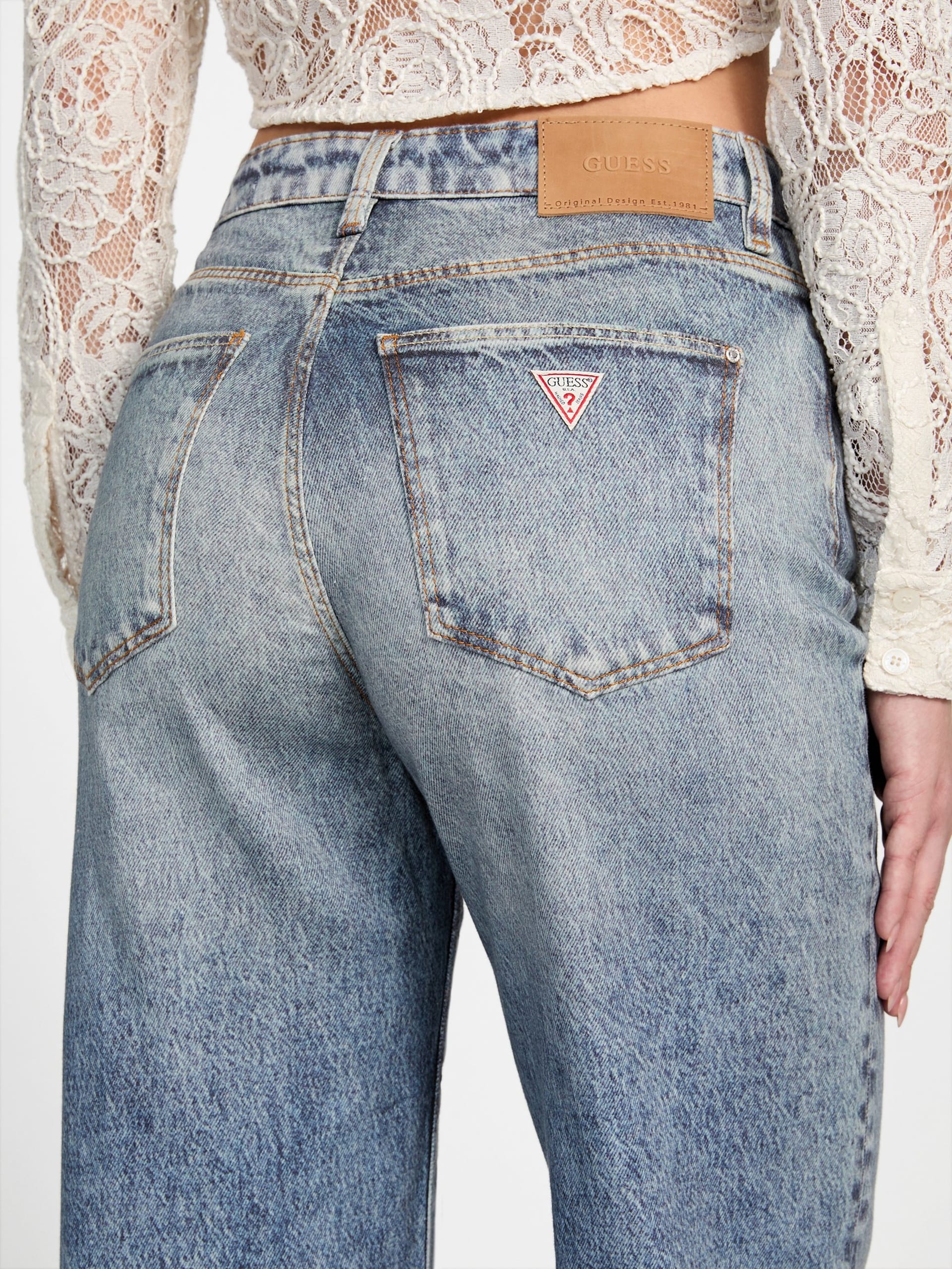 Calça jeans ecológica de perna larga