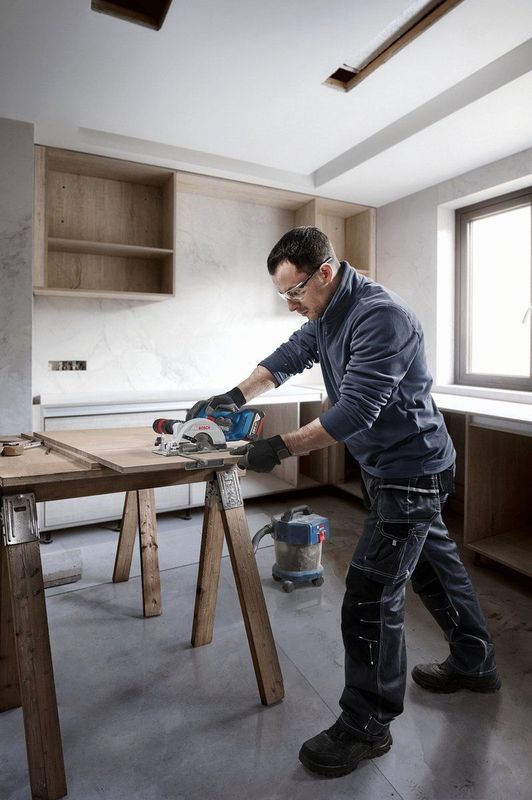 Bosch - GKS 18V-51 - AccuCirkelzaag - Exclusief Accu - Compact Ontwerp
