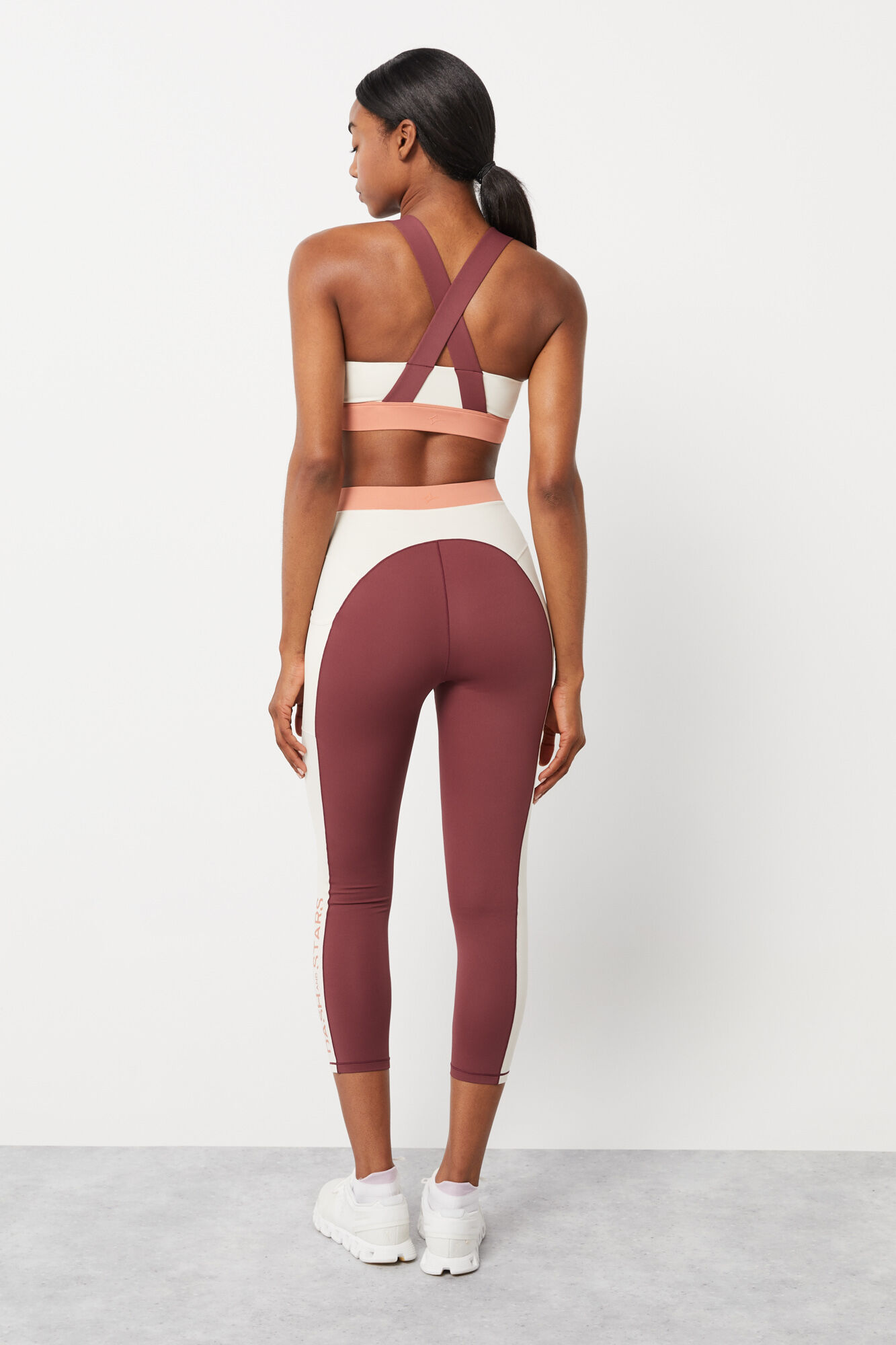 Leggings cropped 4D Stretch com blocos de cor bordô