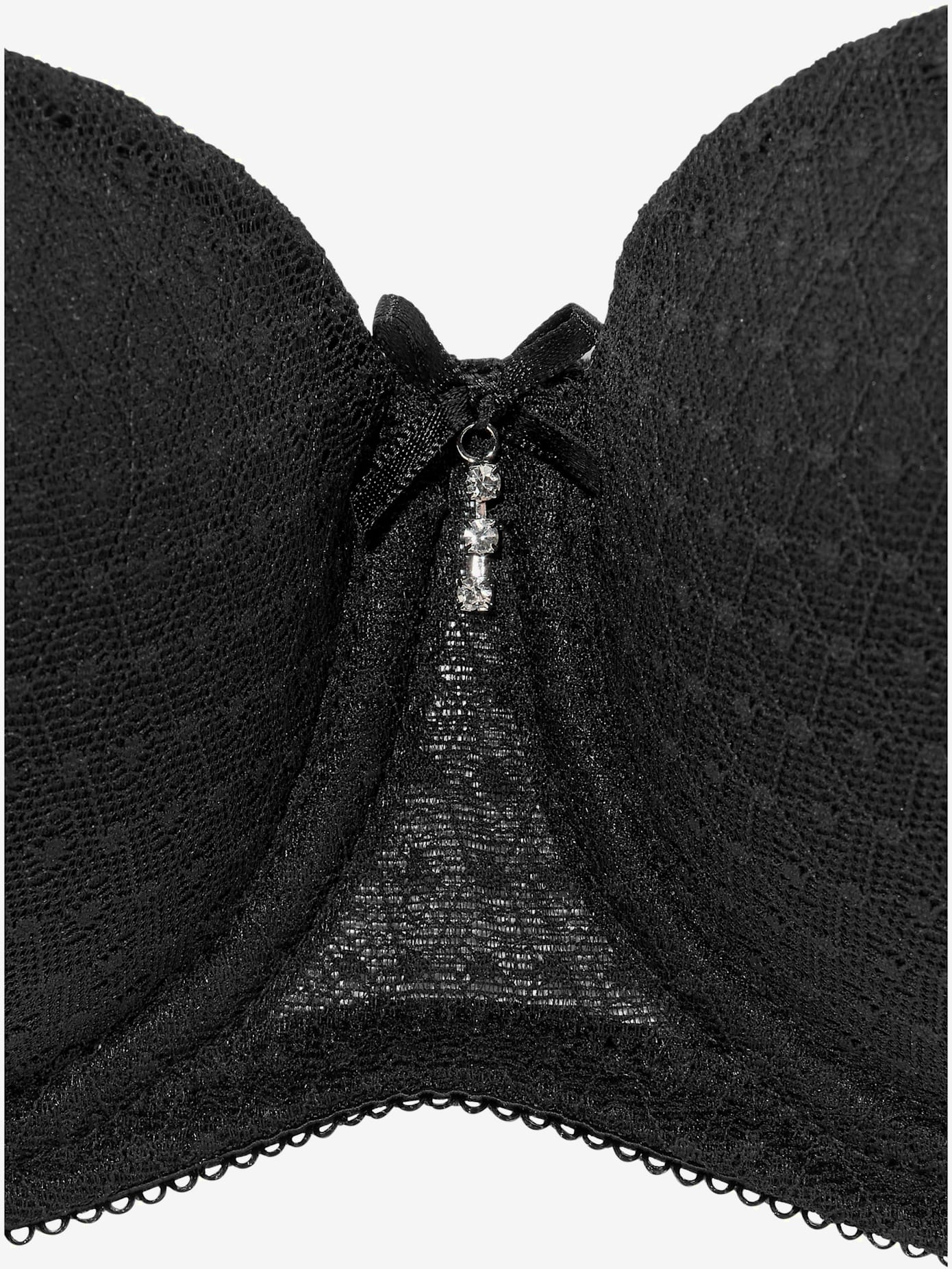 Soutien-gorge à coques sans bretelles pour un look parfait, idéal avec les robes et les hauts d'été