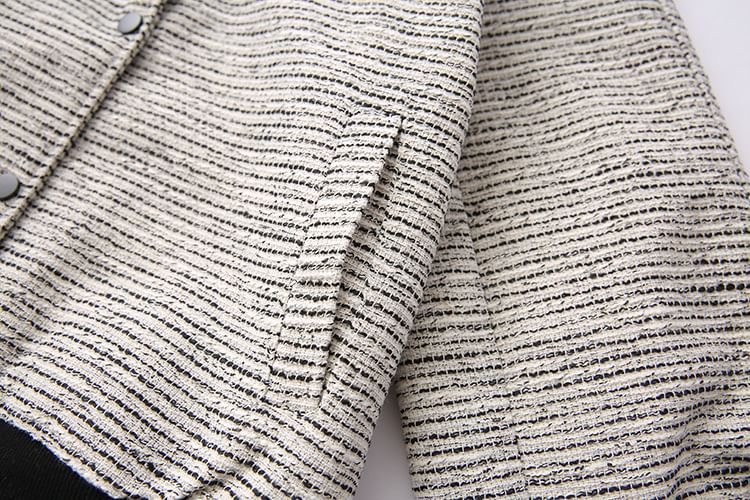 Krezol - Plus-size contrasterende tweed baseballjack met knoopjes