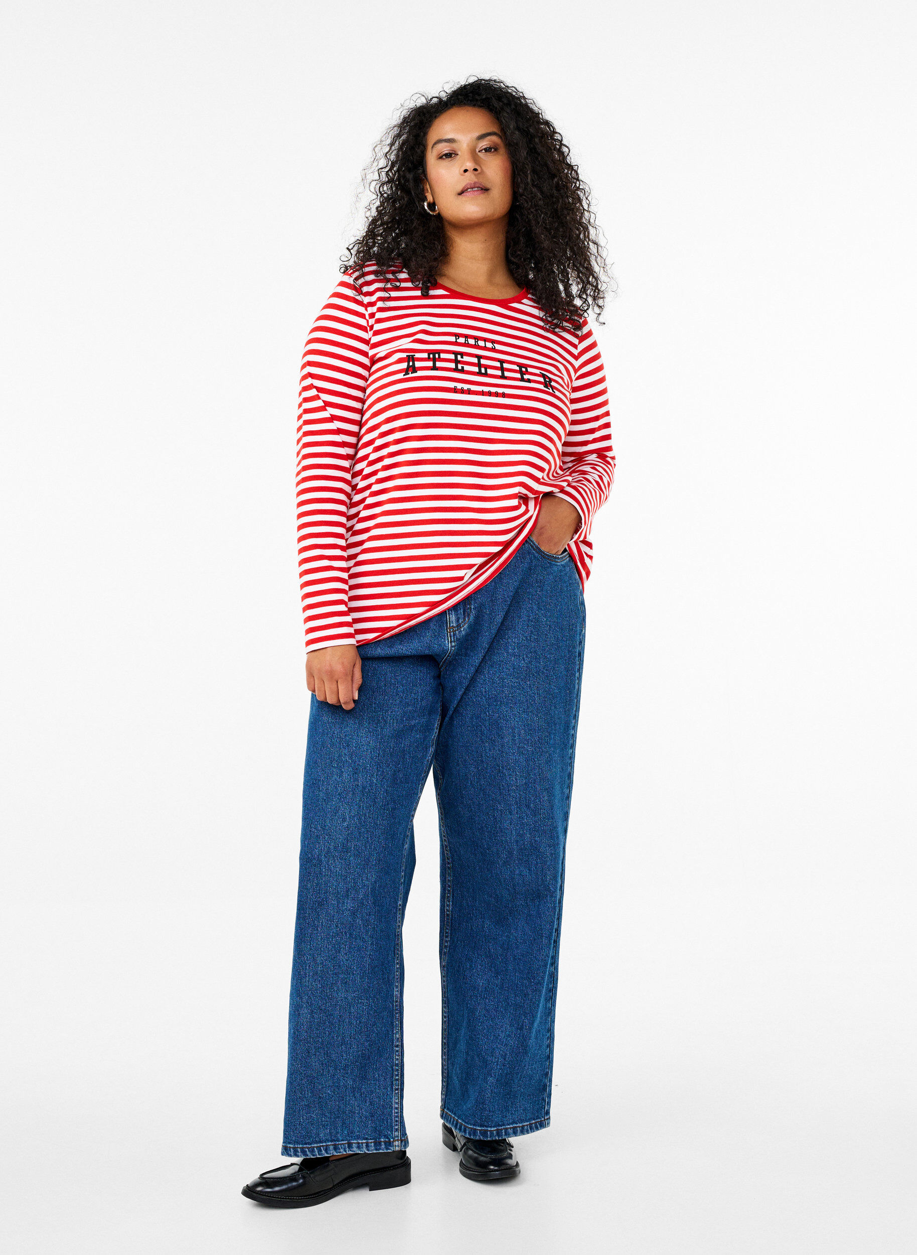 Bluse med striber og motiv
