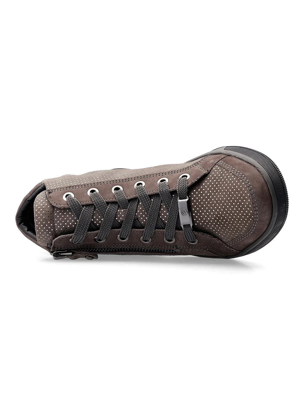 Hightop Sneaker Rom street