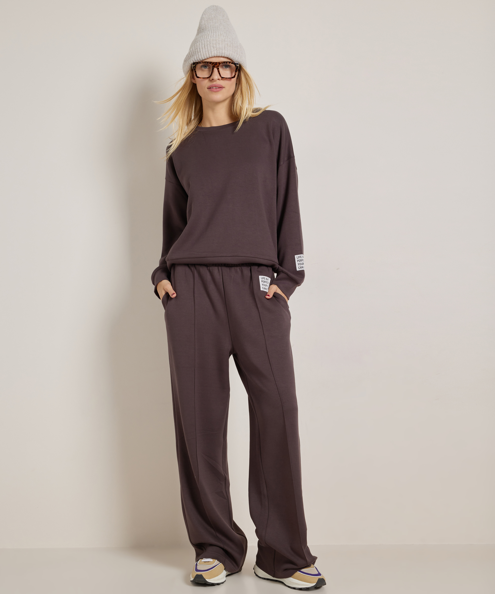 trui met mouwlabel