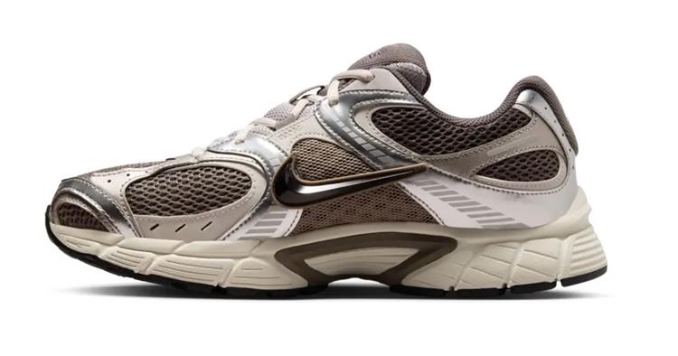 Nike V5 RNR Grijs