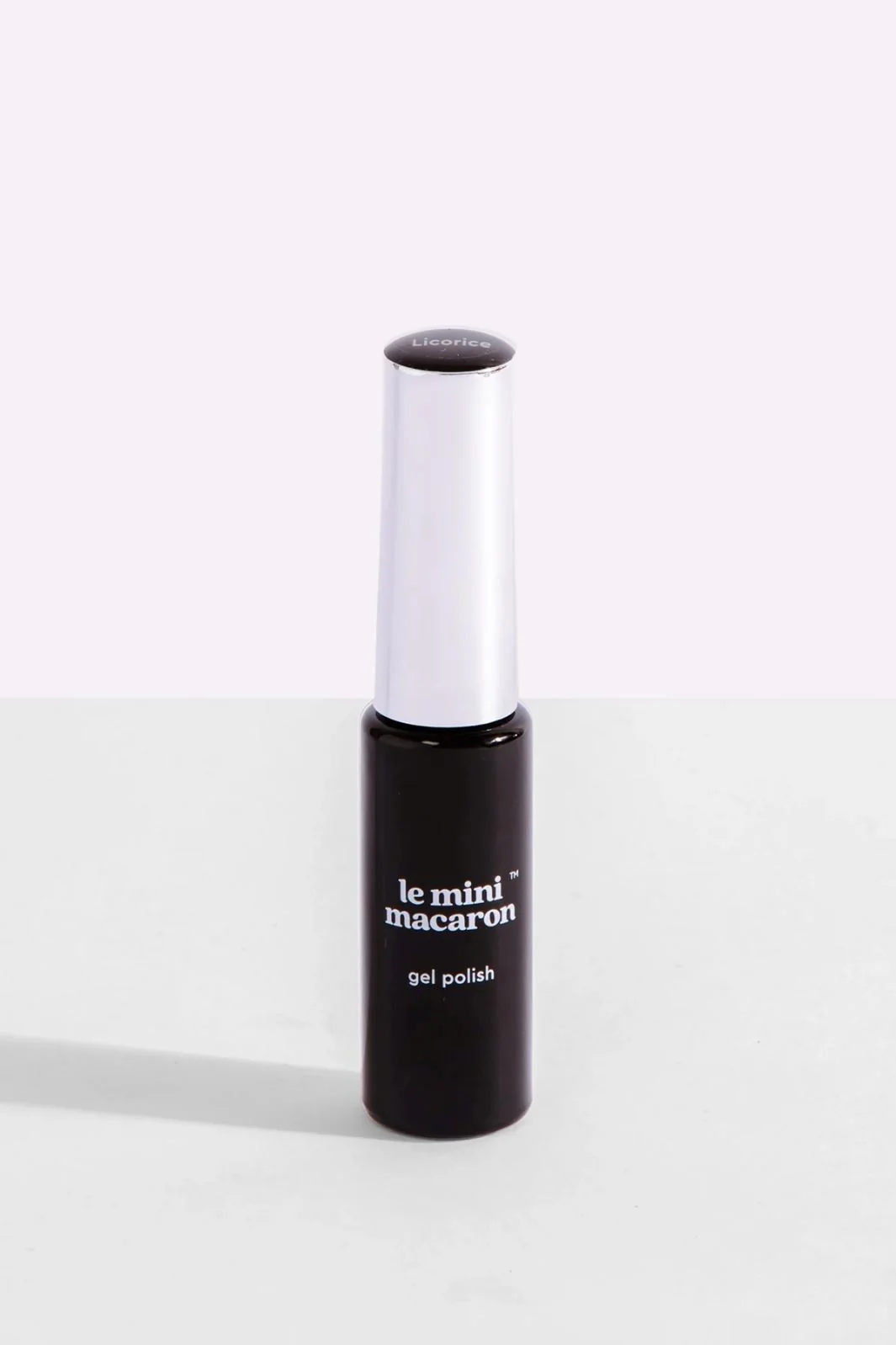 Le Mini Macaron Le Gel Liner licorice