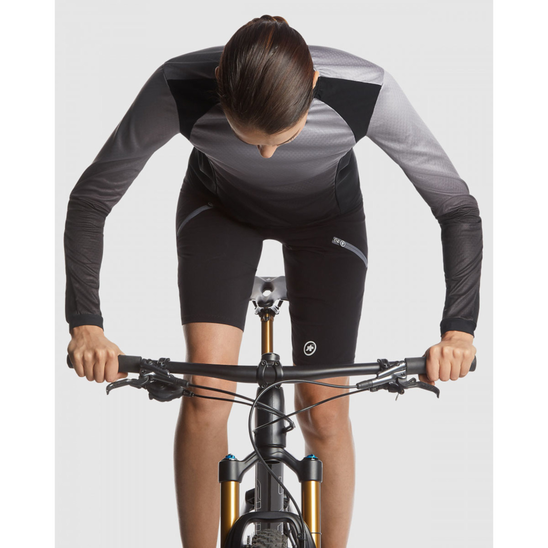 Assos Trail T3 MTB Fietsshirt Lange Mouwen Grijs/Zwart Dames