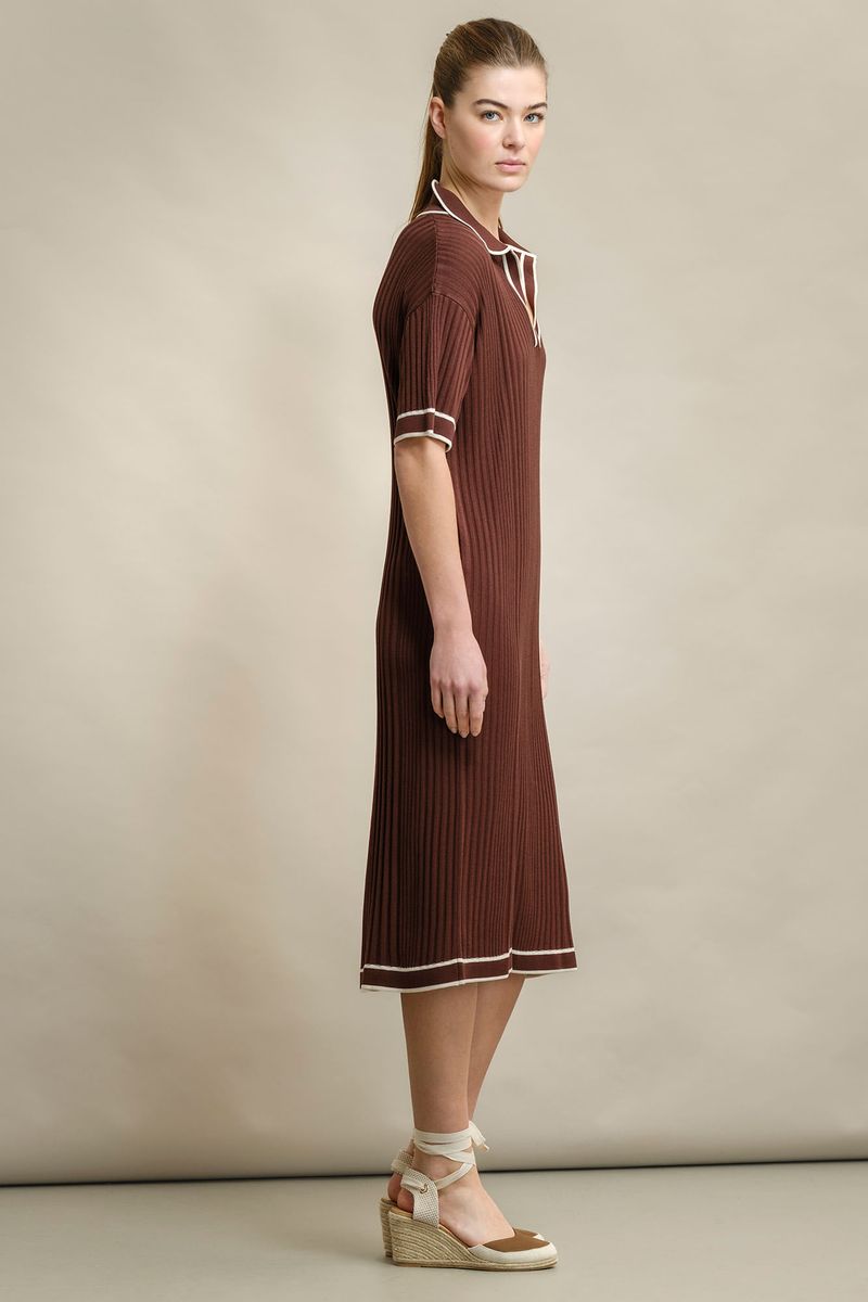 VESTIDO MALHA COM GOLA DE POLO