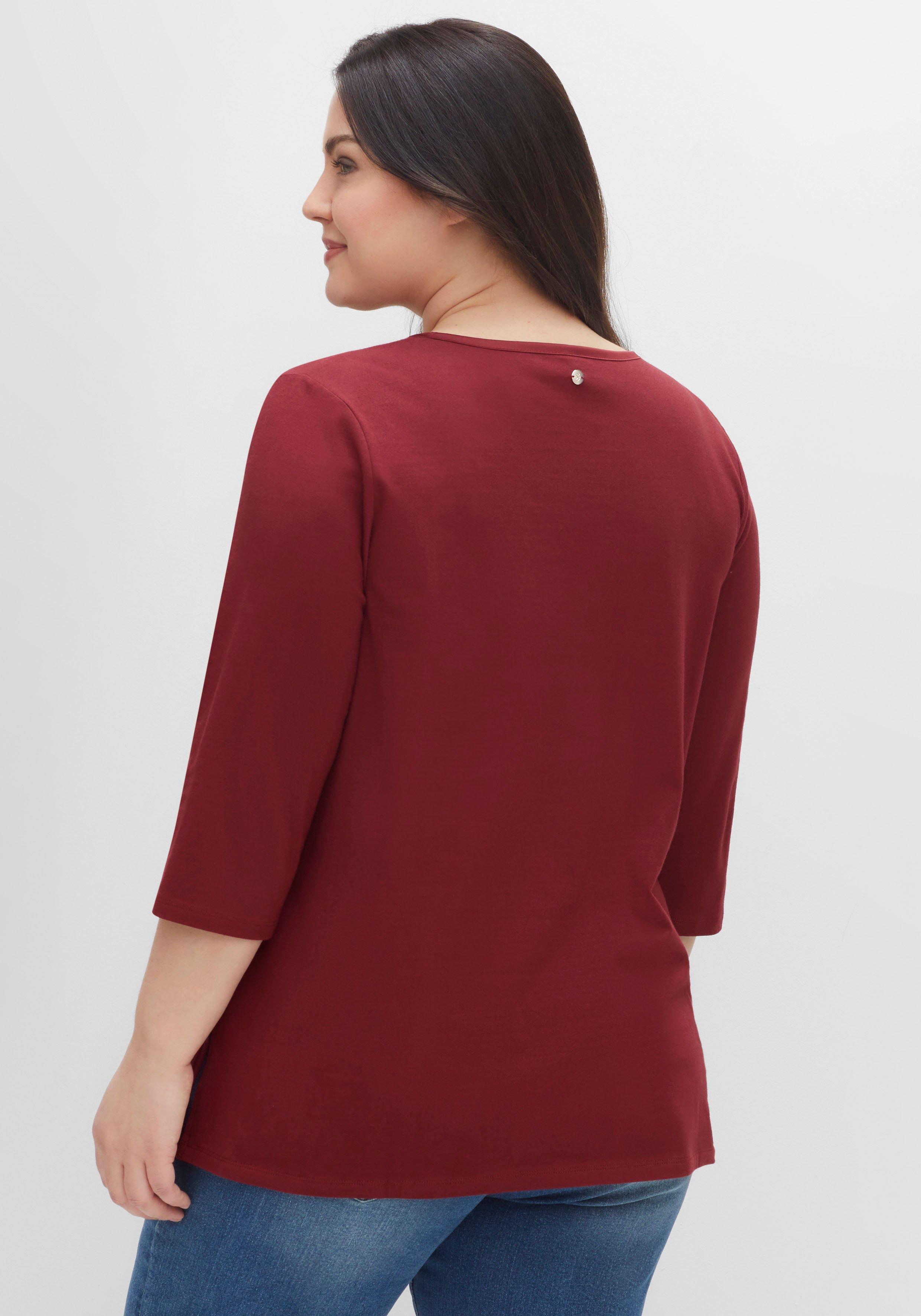 Shirt aus Jersey, mit V-Ausschnitt und Kellerfalte