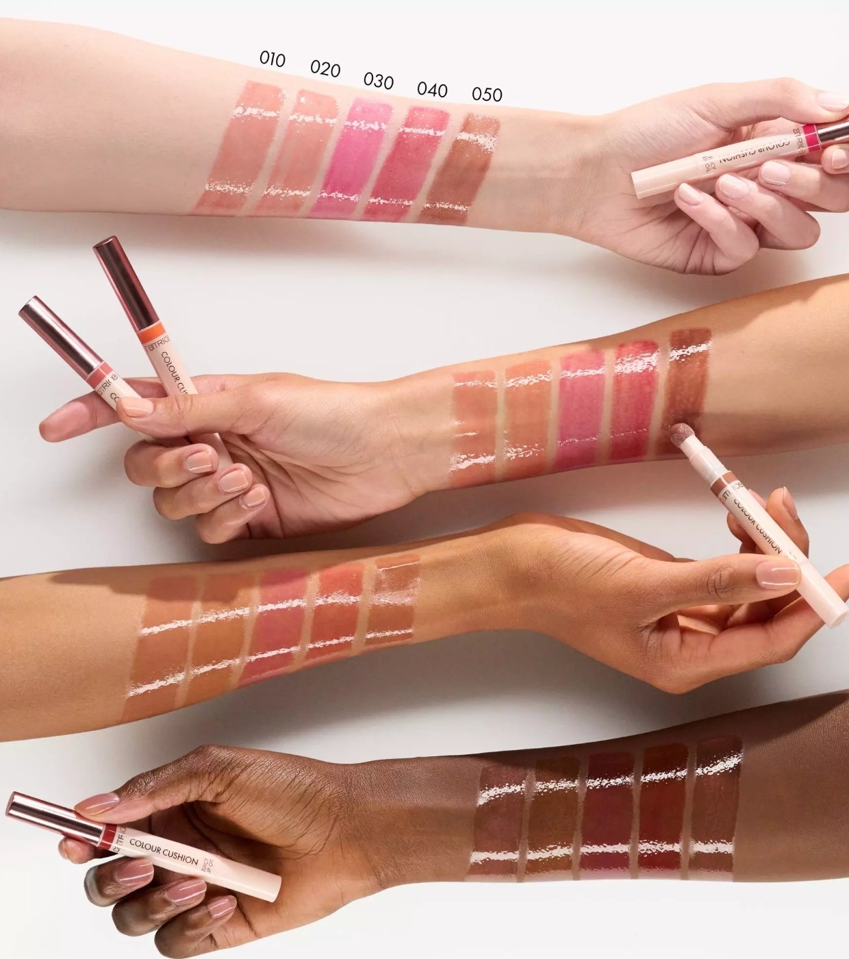 Catrice - Óleo Labial Colour Cushion Juicy - 020: Gloss Angeles