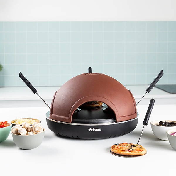 Pizza Festa - 4 personnes 900 W PZ-9154 Tristar