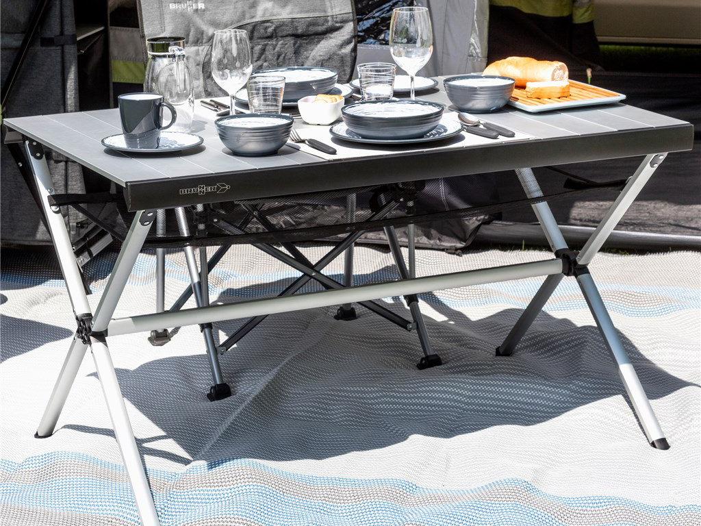Brunner Accelerate 4 tafel