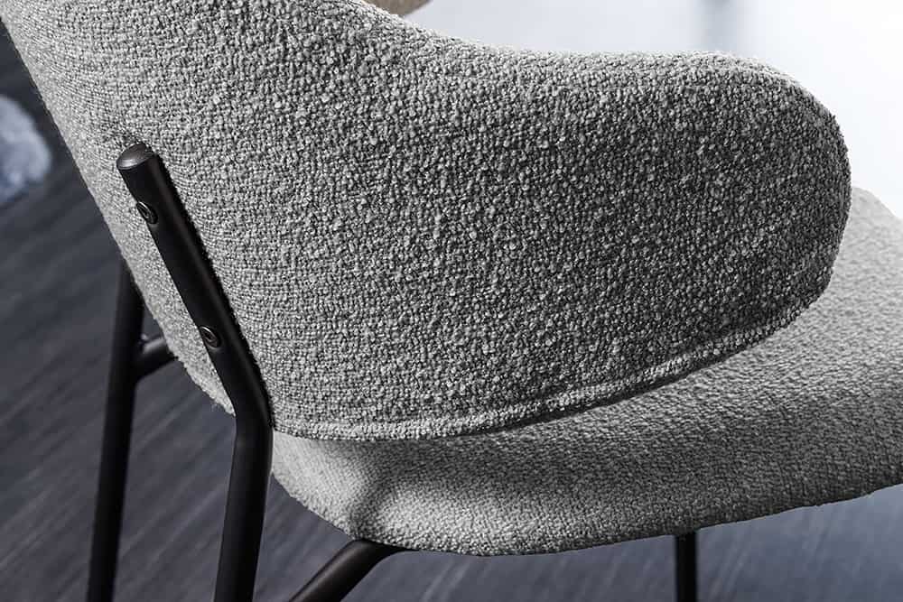 Design Stuhl VOGUE grau Bouclé schwarze Metallbeine