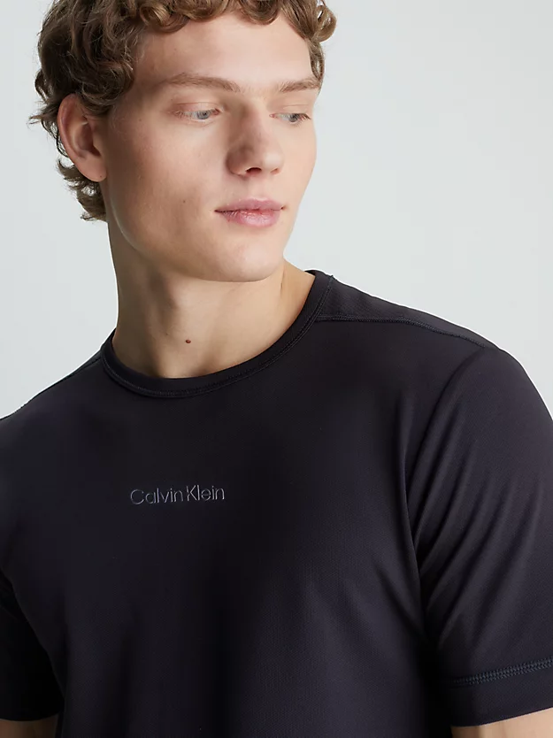 Camiseta de academia