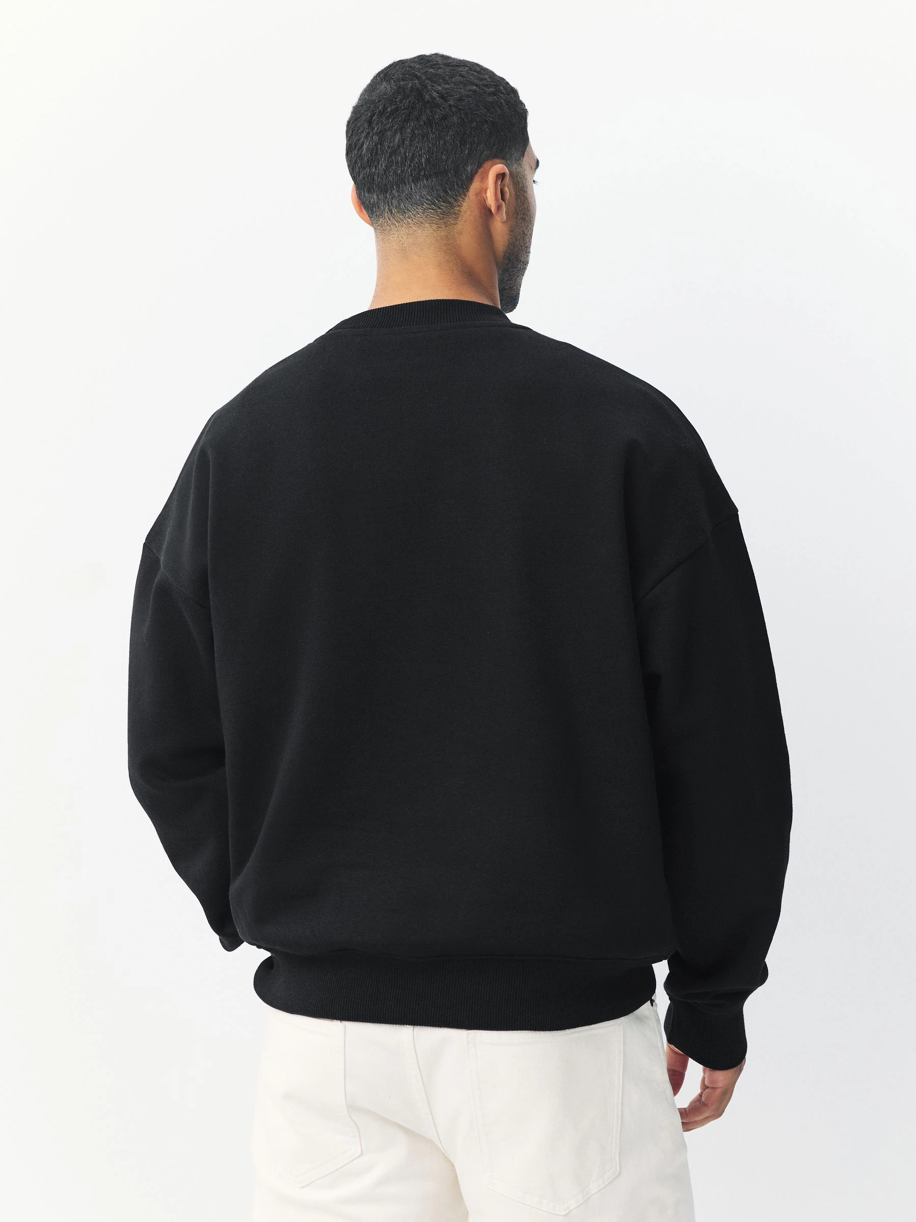 Zwart - Groot - Dik sweatshirt met ronde hals en hoog katoengehalte