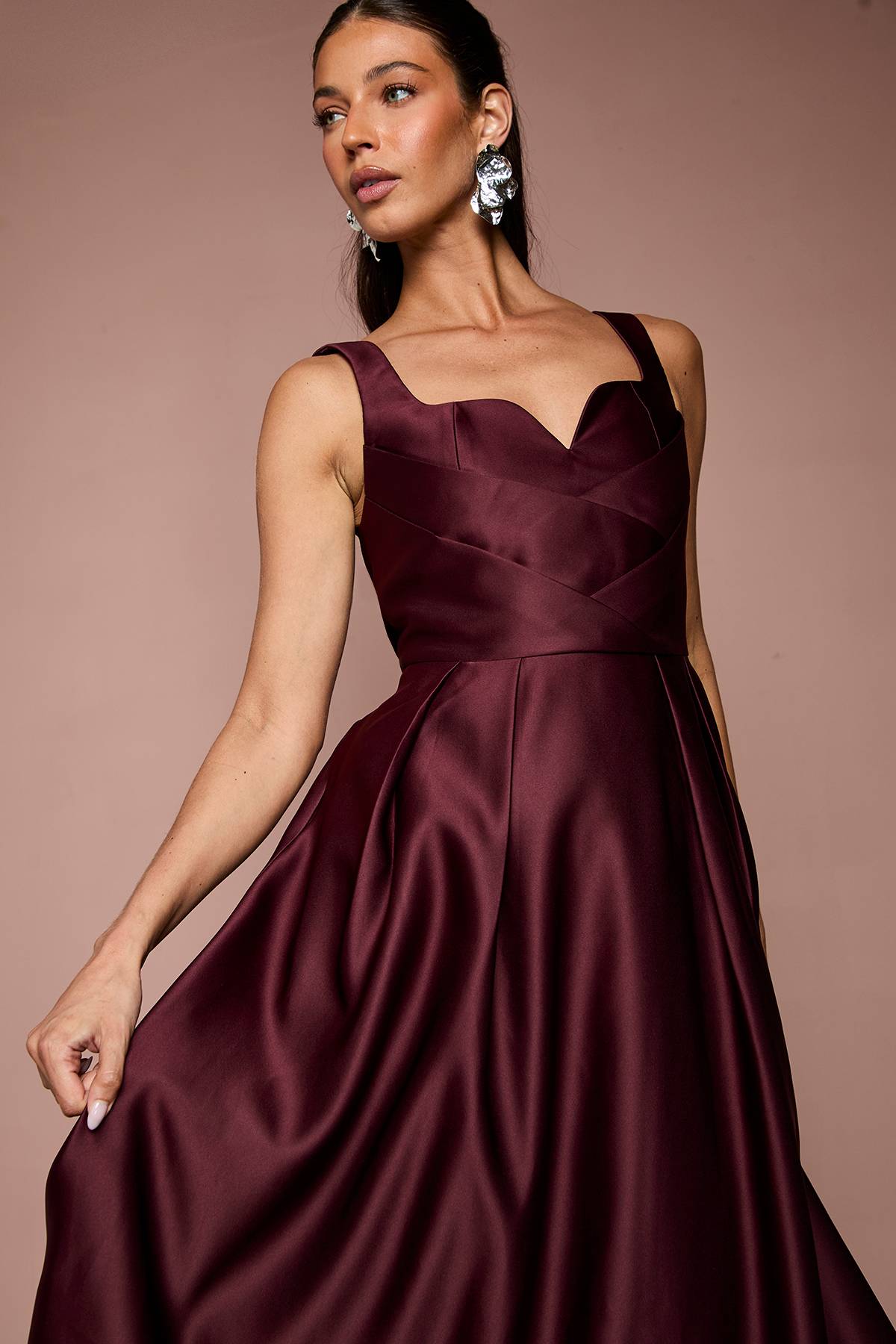 Coast Robe Jupe Ample Corsage Plissé En Satin