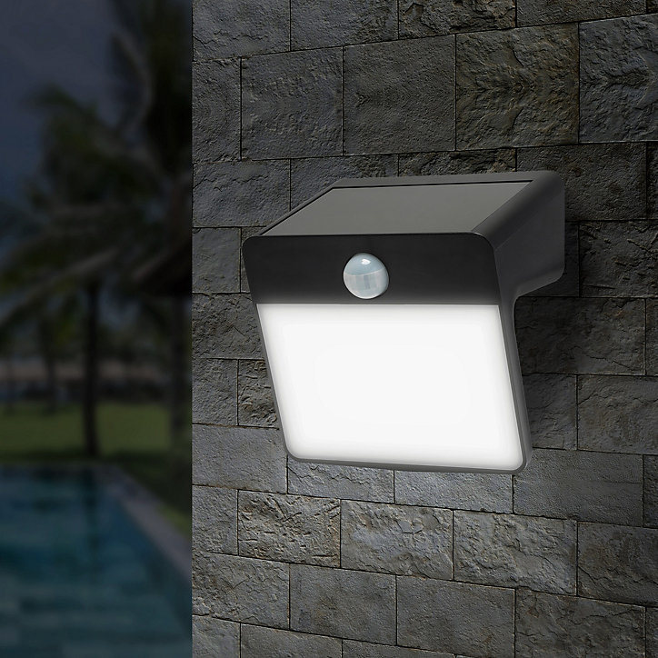 Projecteur à détection solaire Summerside LED intégrée 150lm 2.6W IP44 GoodHome noir