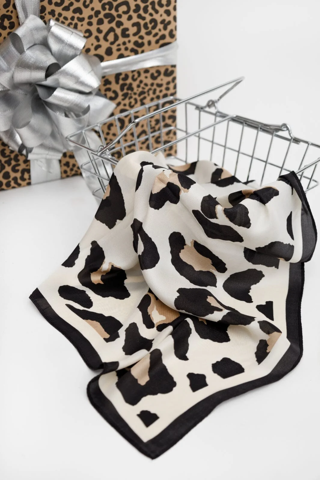 Black Colour Bclexie Mini Scarf 3613 creme leo