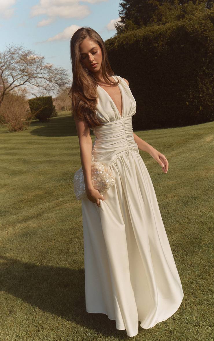 Blanc Robe Longue Satinée Froncée