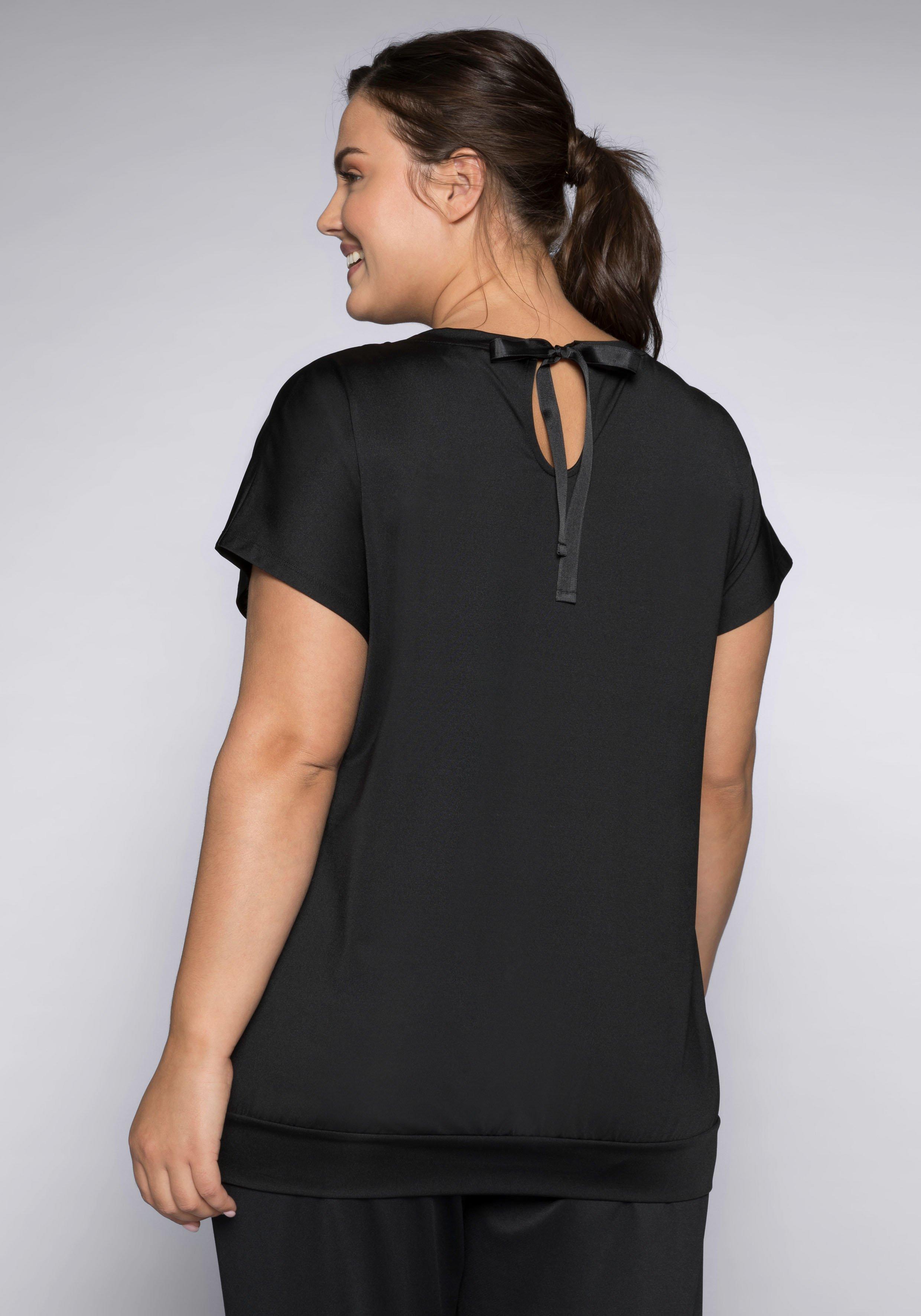 Funktionsshirt mit U-Boot-Ausschnitt