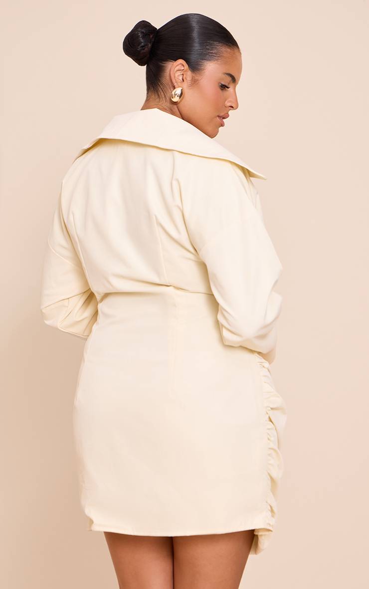 Butter Yellow Robe Chemise Grande Taille À Décolleté Plongeant Et Manchettes Profondes