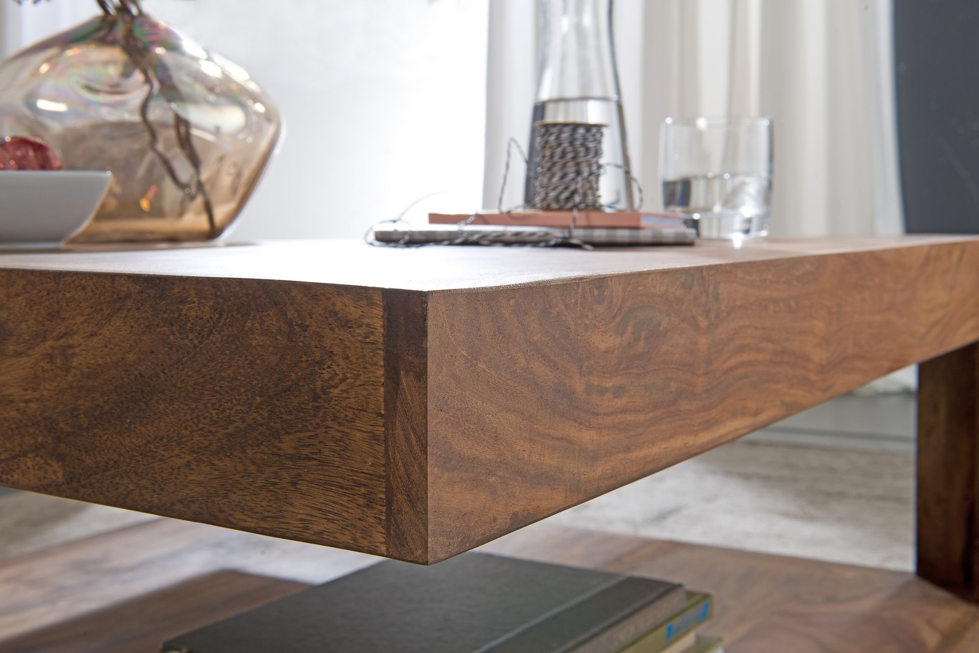 KADIMA DESIGN Sheesham Wohnzimmertisch Massiv, Quadratisch, 90x90 cm, Einzigartiges Unikat
