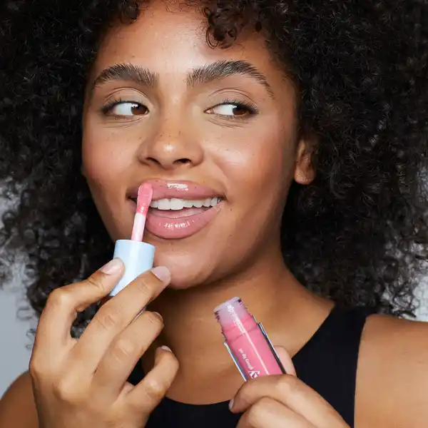 Glowy Lip Oil Berry Red #13