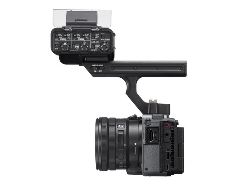 Sony Videokamera FX30   XLR-Griffeinheit E PZ 18–110mm Kit Kompakte Gateway-Kamera FX30 der Cinema Line mit XLR-Griffeinheit und Objektiv