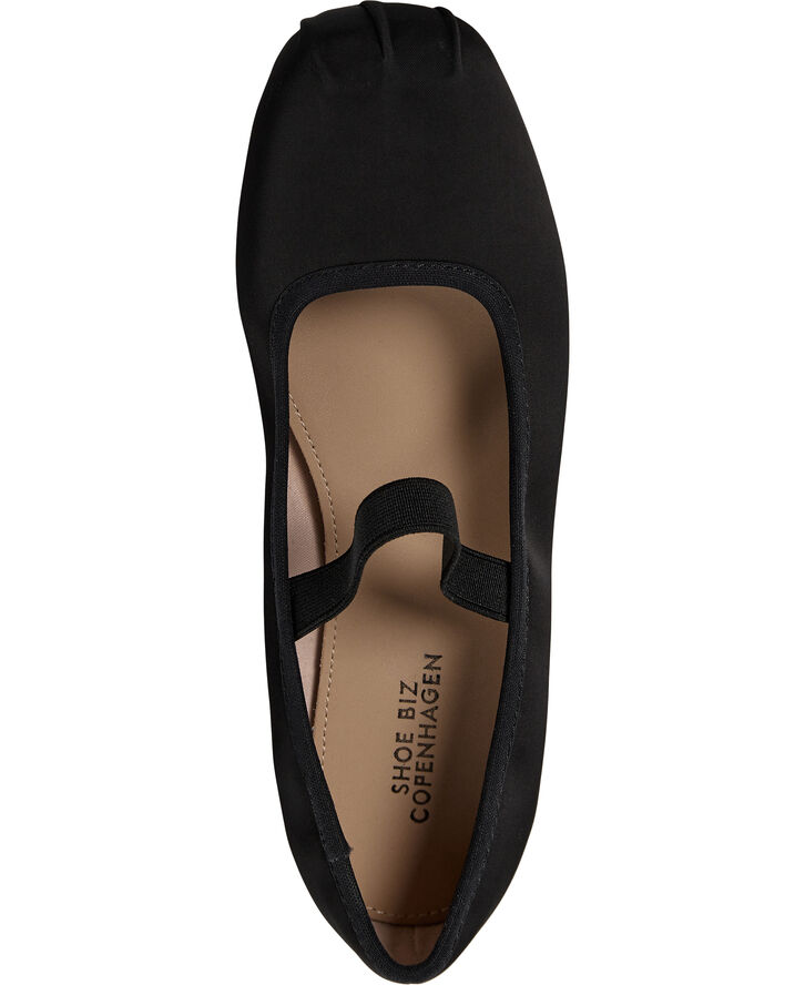 Shoe Biz Tacoma Black